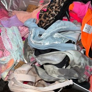 Random bundle of 5 panties